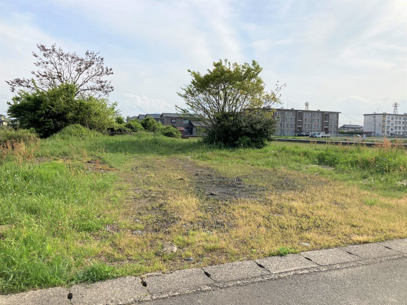 坂井市丸岡町八ケ郷 売土地